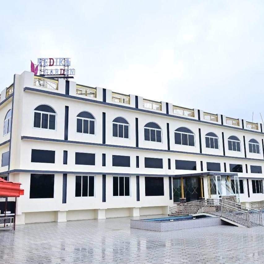 Vedika Garden Hotell Āmbavna Exteriör bild